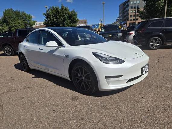 TESLA MODEL 3 2019 5YJ3E1EB5KF510802 image TESLA MODEL 3 2019 5YJ3E1EB5KF510802 image